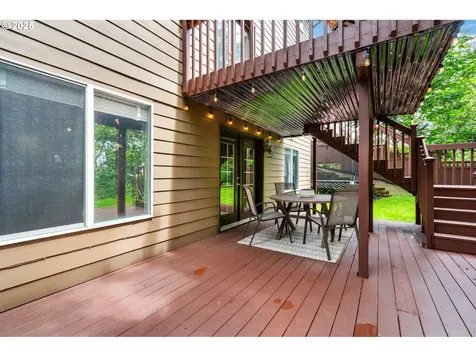 2386 W 9th Street Washougal WA 98671