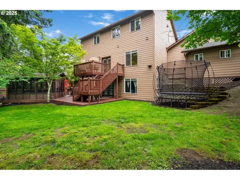 2386 W 9th Street Washougal WA 98671