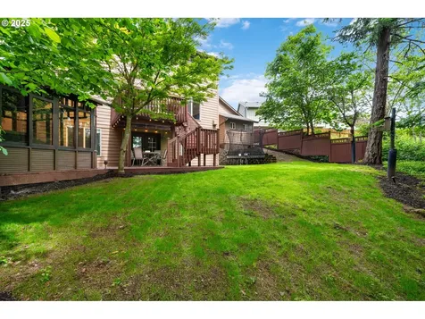 2386 W 9th Street Washougal WA 98671