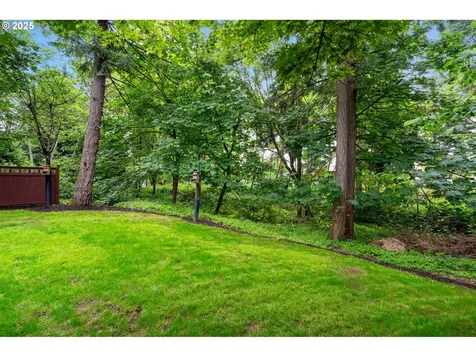 2386 W 9th Street Washougal WA 98671