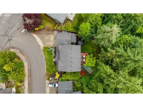 2386 W 9th Street Washougal WA 98671