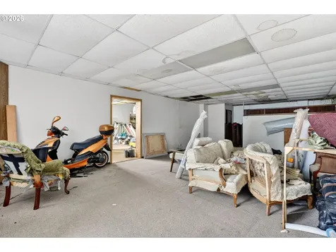 5829 SE Boise Street Portland OR 97206