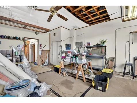 5829 SE Boise Street Portland OR 97206