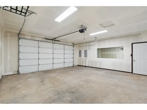 8278 SE Sky Vista Drive Amity OR 97101