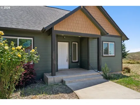 8278 SE Sky Vista Drive Amity OR 97101