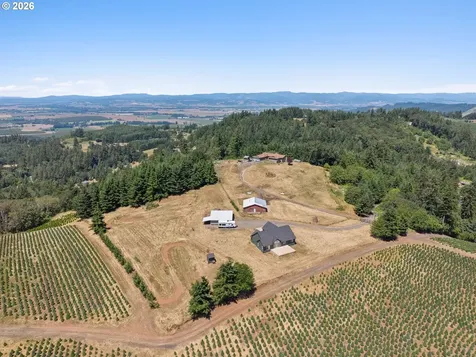 8278 SE Sky Vista Drive Amity OR 97101
