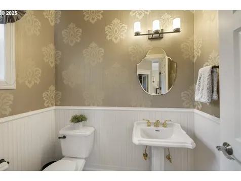9760 SW 167th Place Beaverton OR 97007