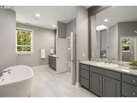 9760 SW 167th Place Beaverton OR 97007