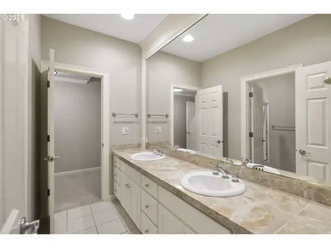 9760 SW 167th Place Beaverton OR 97007