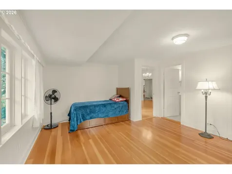 608 Locust Street Oakland OR 97462