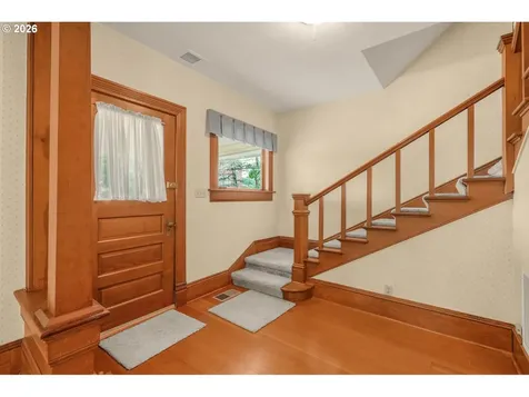 608 Locust Street Oakland OR 97462
