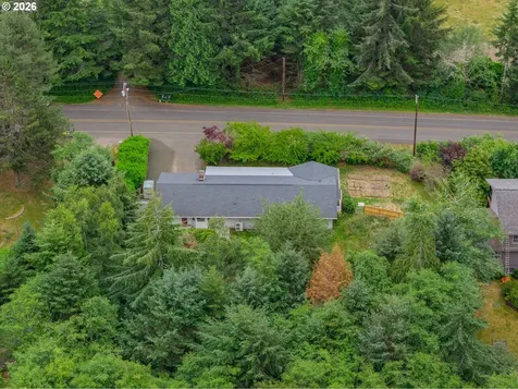83224 Clear Lake Road Florence OR 97439