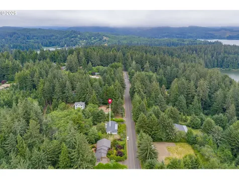 83224 Clear Lake Road Florence OR 97439