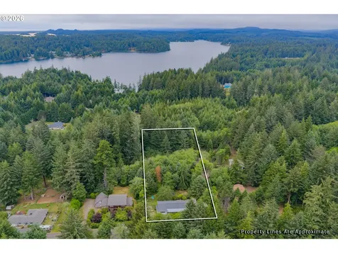83224 Clear Lake Road Florence OR 97439