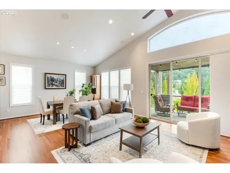 626 SE 38th Drive Gresham OR 97080
