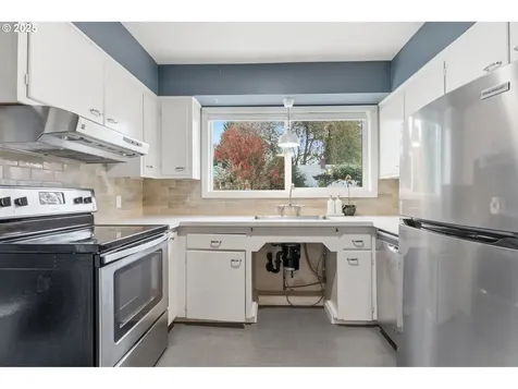 8502 N Hamlin Avenue Portland OR 97217