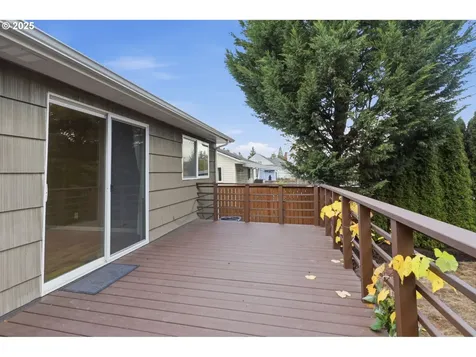 8502 N Hamlin Avenue Portland OR 97217
