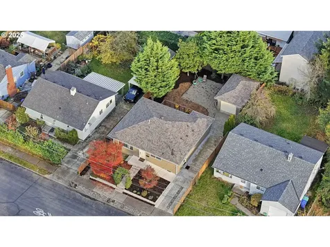 8502 N Hamlin Avenue Portland OR 97217