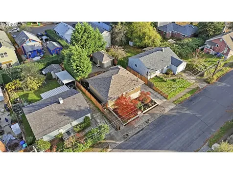 8502 N Hamlin Avenue Portland OR 97217