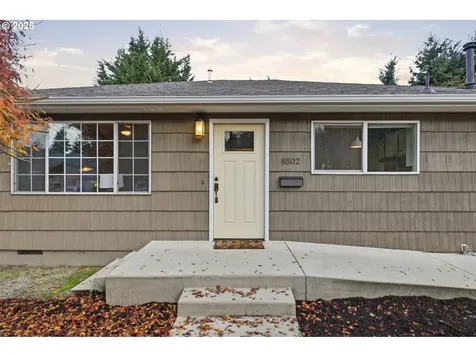 8502 N Hamlin Avenue Portland OR 97217