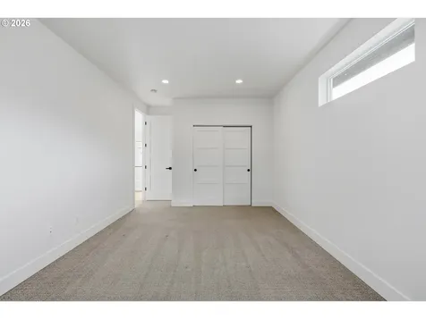 1345 N R Street Washougal WA 98671