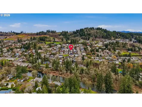 1345 N R Street Washougal WA 98671