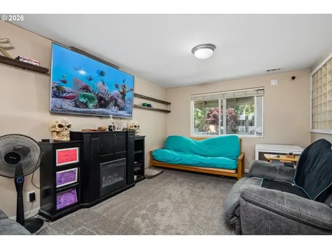 995 Kintzley Avenue Springfield OR 97478