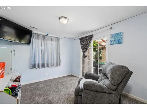 995 Kintzley Avenue Springfield OR 97478