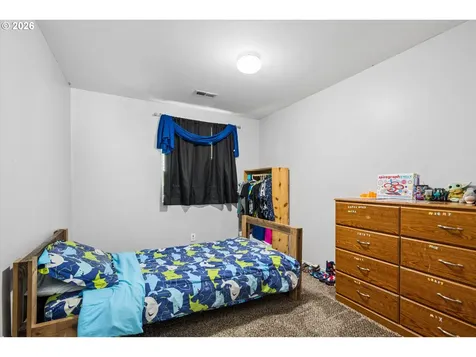 995 Kintzley Avenue Springfield OR 97478