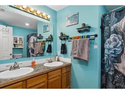 995 Kintzley Avenue Springfield OR 97478