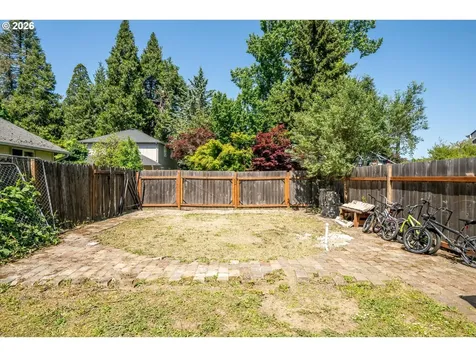 995 Kintzley Avenue Springfield OR 97478