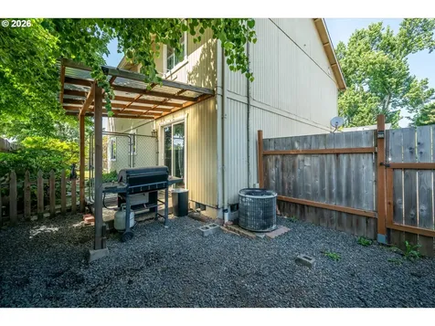 995 Kintzley Avenue Springfield OR 97478