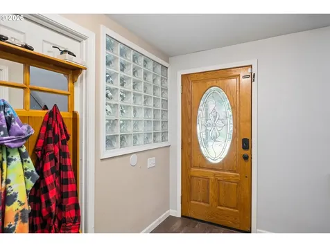 995 Kintzley Avenue Springfield OR 97478