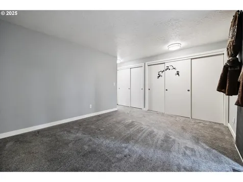 4043 SE Spring Street Hillsboro OR 97123