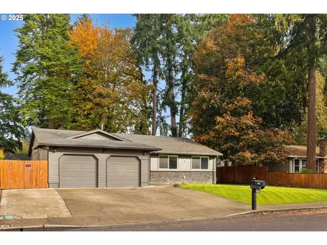 4043 SE Spring Street Hillsboro OR 97123