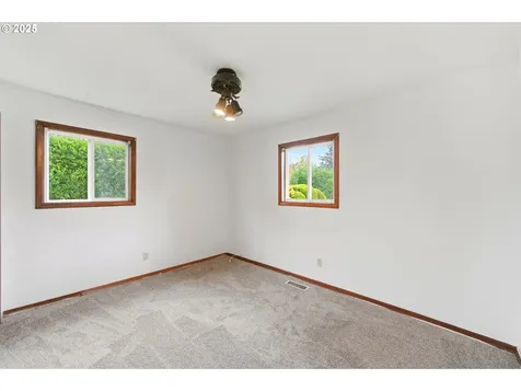 18918 NE Davis Street Portland OR 97230