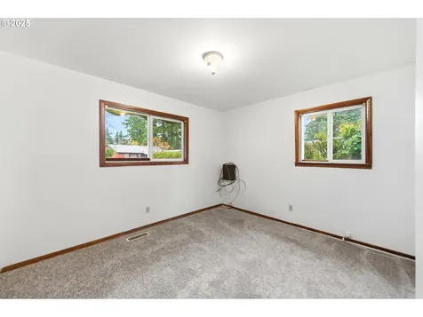 18918 NE Davis Street Portland OR 97230