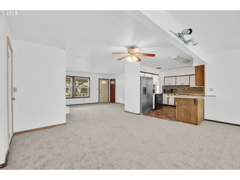 18918 NE Davis Street Portland OR 97230