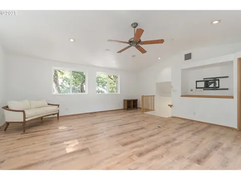 3401 Videra Drive Eugene OR 97405