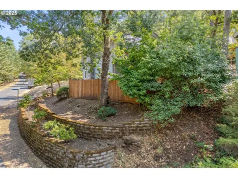 3401 Videra Drive Eugene OR 97405