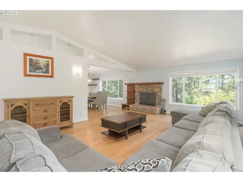 3401 Videra Drive Eugene OR 97405