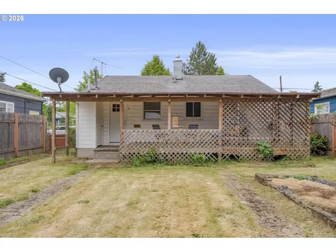 6025 SE Knight Street Portland OR 97206