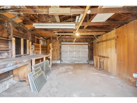 6025 SE Knight Street Portland OR 97206