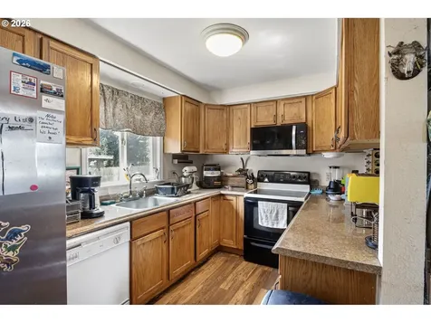 3810 Elmira Road Eugene OR 97402