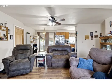 3810 Elmira Road Eugene OR 97402
