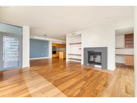 841 S Gaines Street Portland OR 97239