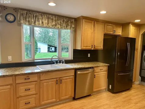 22721 NE 16th Street Camas WA 98607