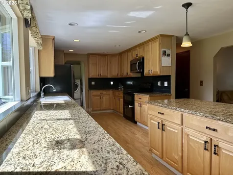 22721 NE 16th Street Camas WA 98607