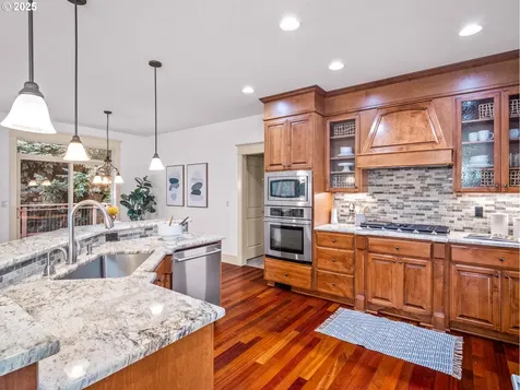 13857 SE Tenino Street Portland OR 97236