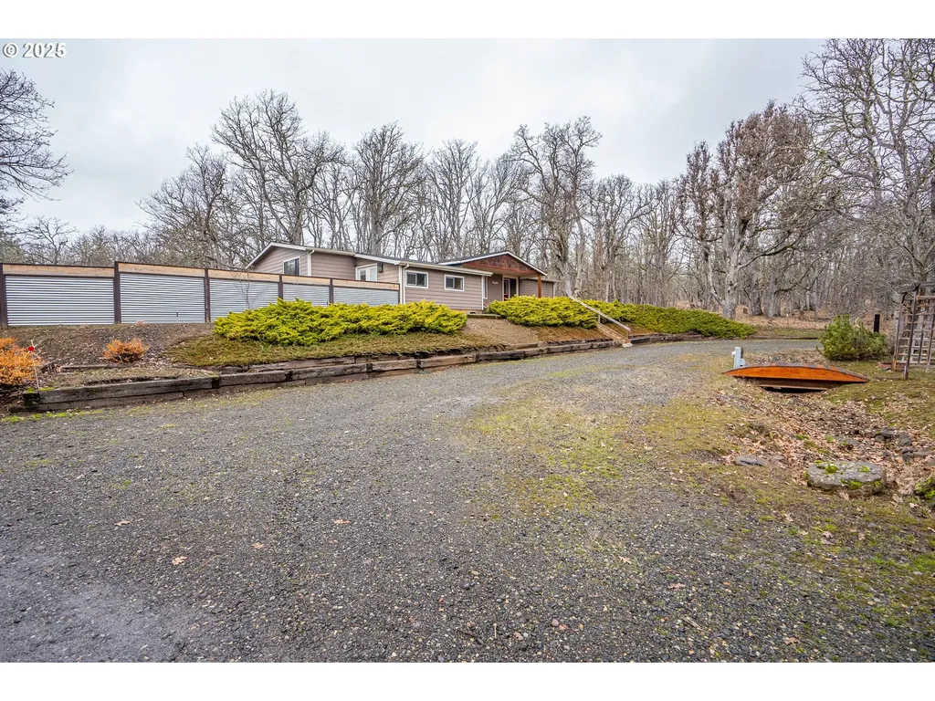 171 Lyle Snowden Road Lyle WA 98635